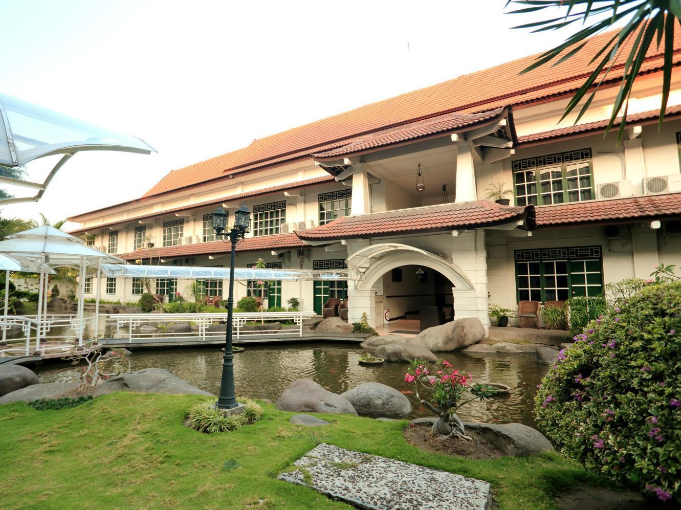 Hotel Merdeka Kediri Kediri  Ngoại thất bức ảnh